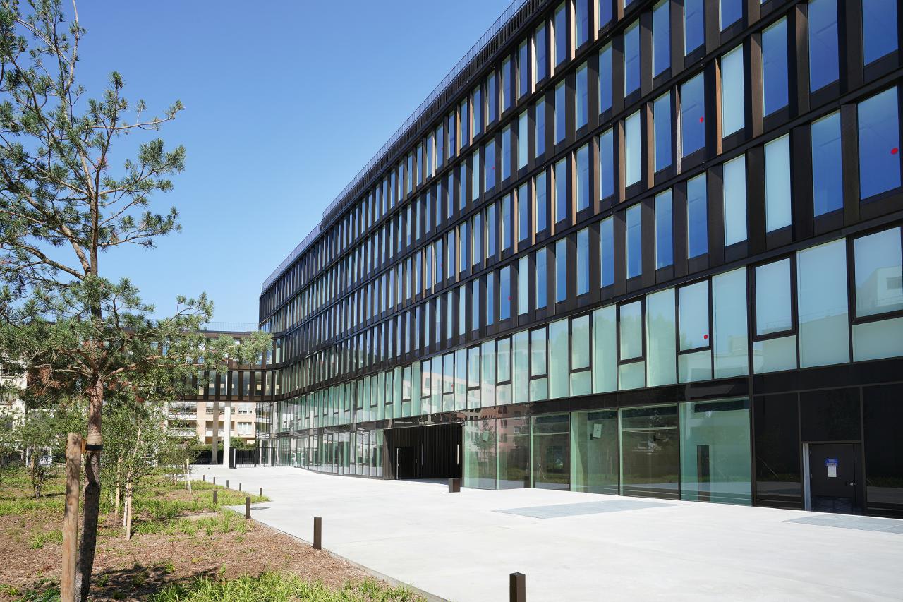 Bureau Saint-Ouen 41848m² Location bureau Saint-Ouen Seine-Saint-Denis OLBUR2100414 0